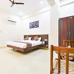 Fabhotel V Five