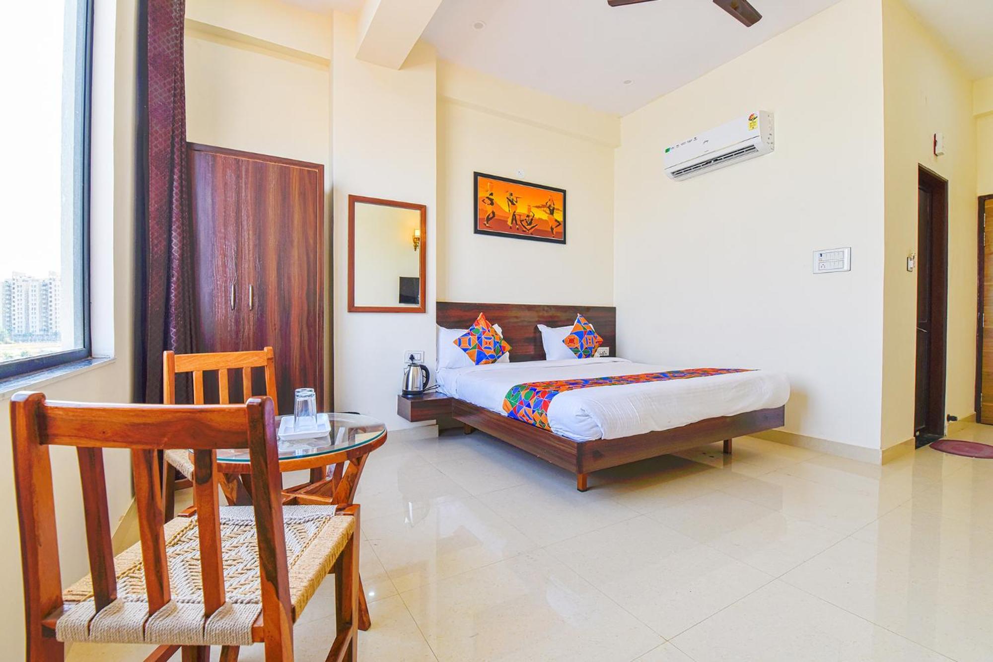 Fabhotel V Five Hotel