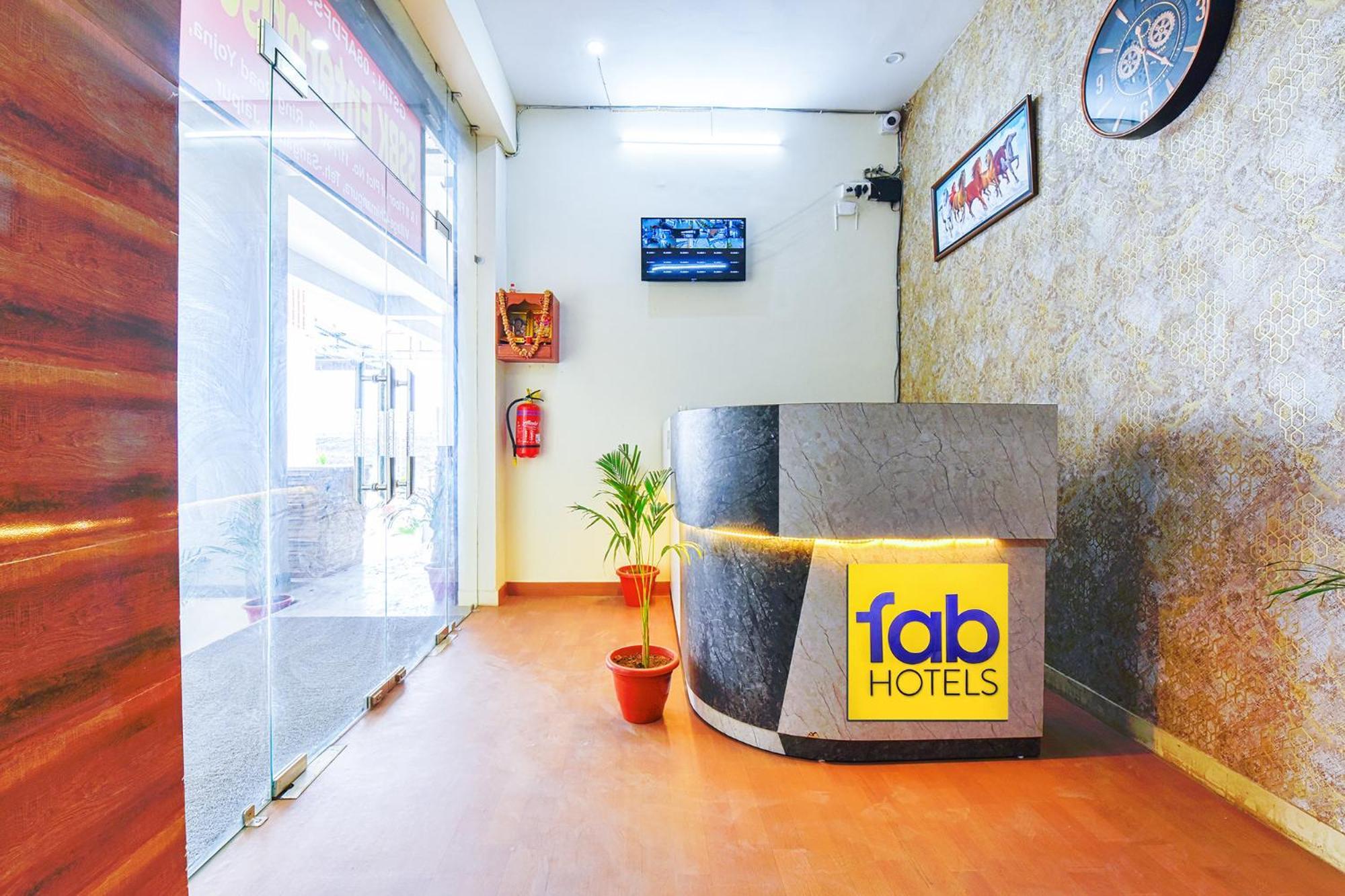 Fabhotel V Five