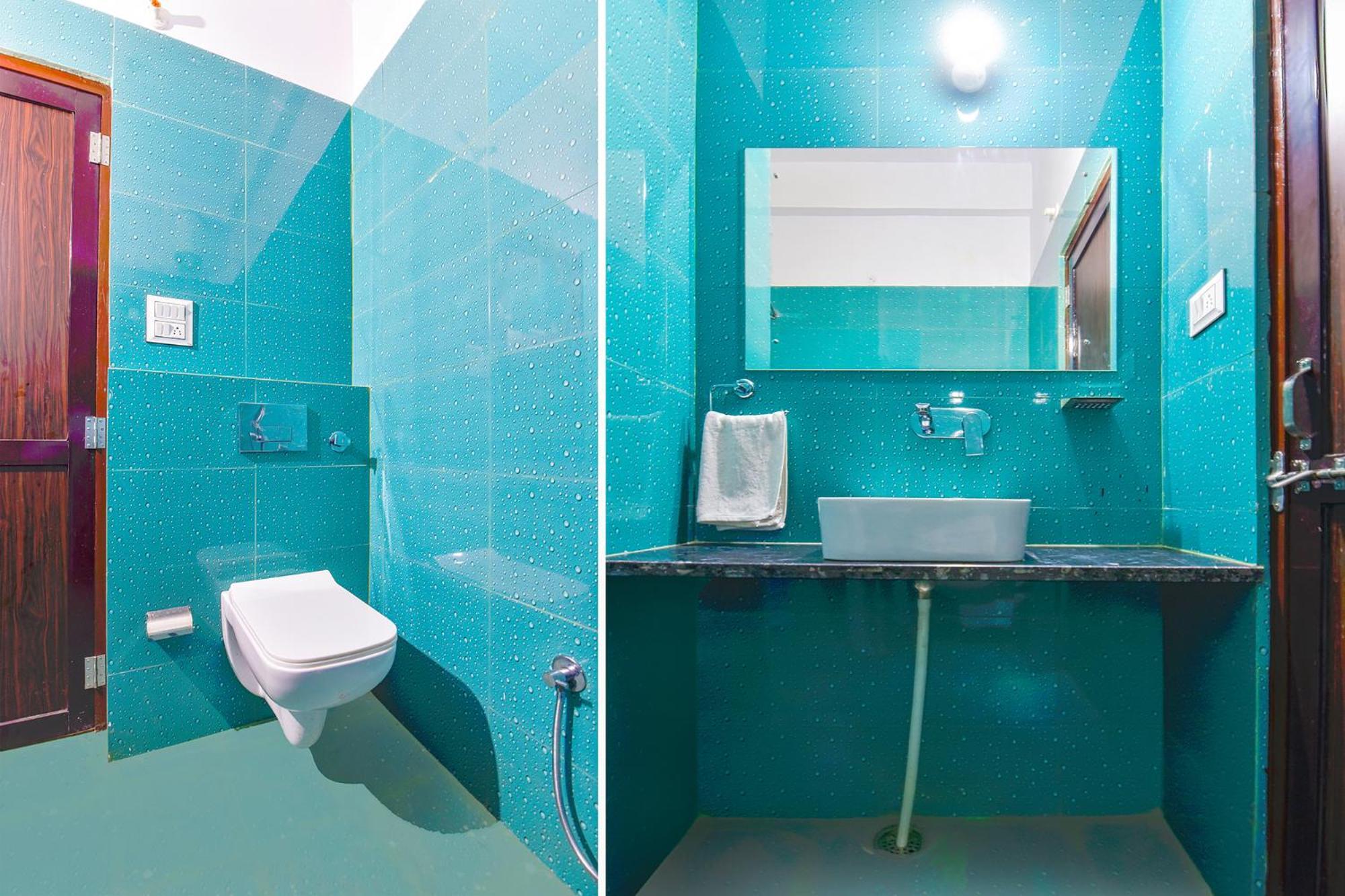 Hotel Fabhotel V Five 3*